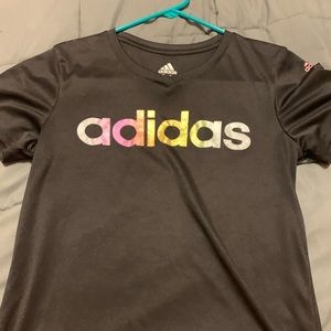 ADIDAS BLACK TOP ATHLETIC FABRIC SHORT SLEEVES